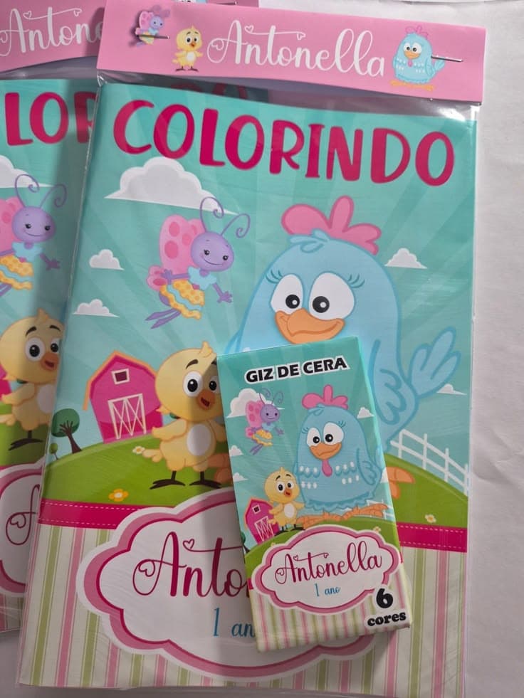 Livro de colorir + mini caixa de lápis
